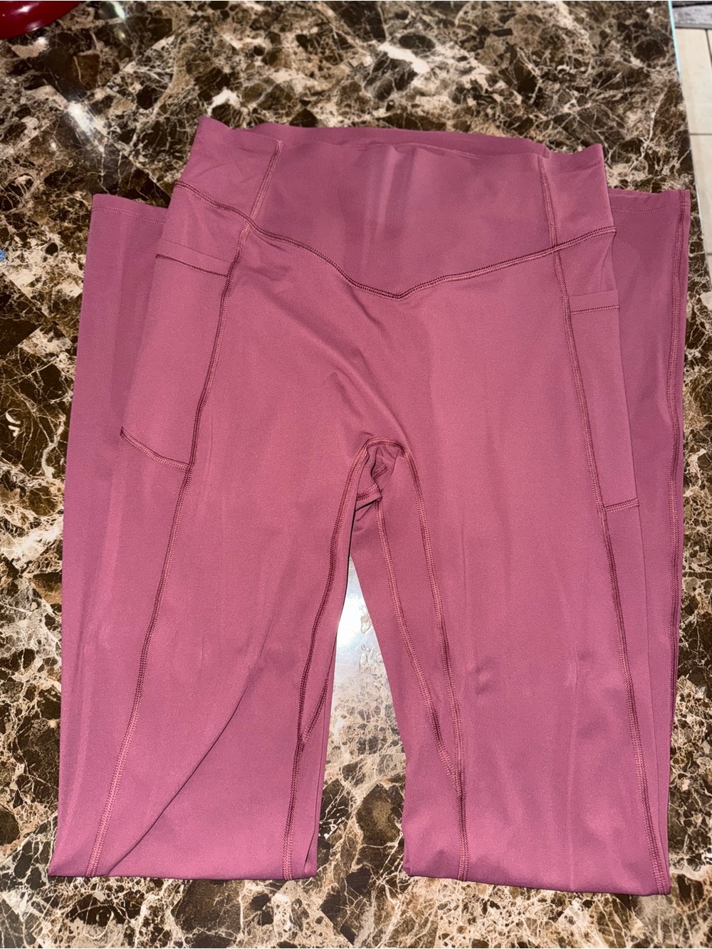 HALARA High-Waist Leggings with Side Pockets